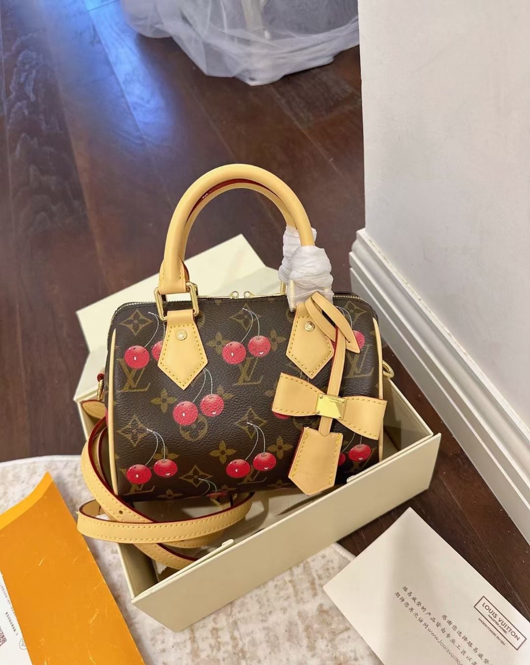 Mini Lois Vuitton Bag